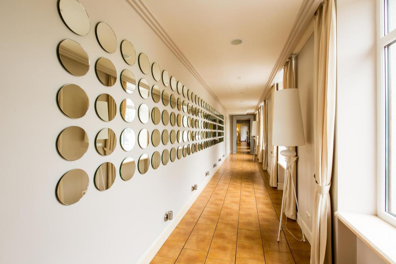 Georg Park Hotel Tarashany Екстериор снимка