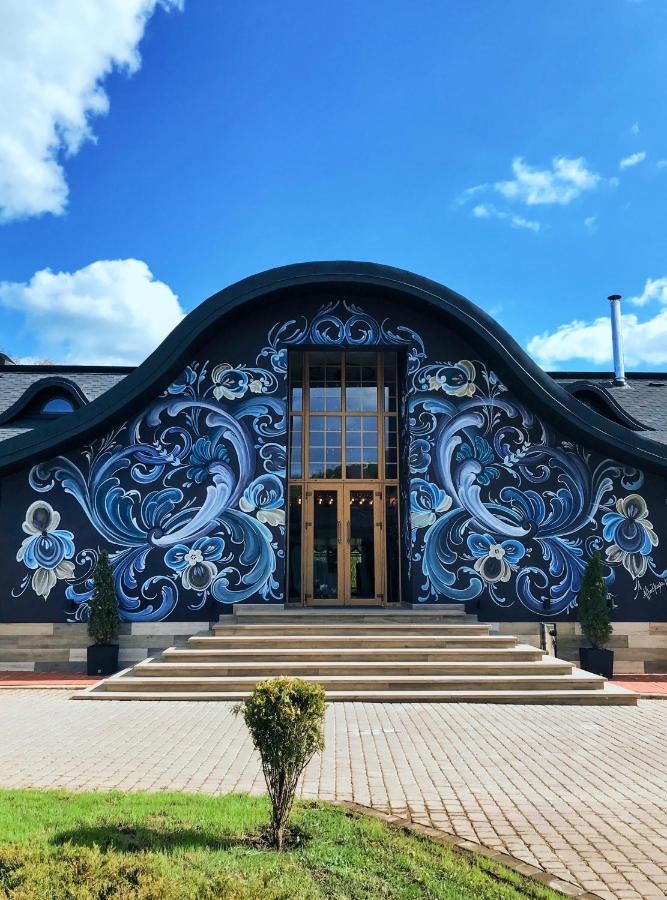 Georg Park Hotel Tarashany Екстериор снимка