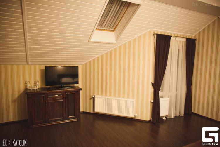 Georg Park Hotel Tarashany Екстериор снимка